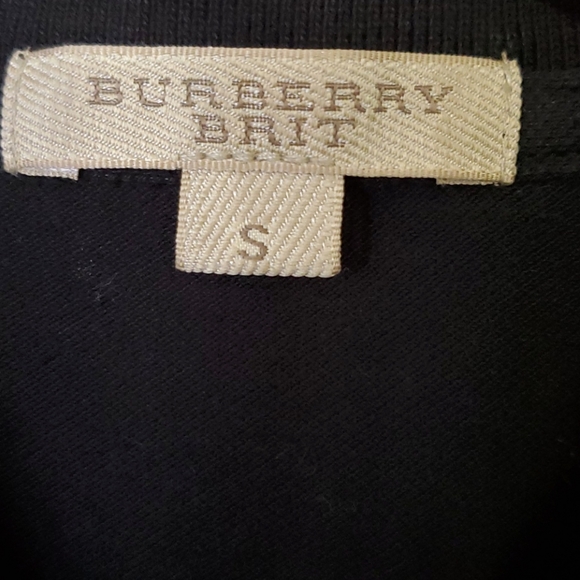 🧡SOLD🧡 Burberry shirt - Picture 2 of 4